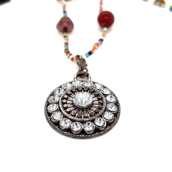 Crystal Stone Necklace - Picture 3 of 4